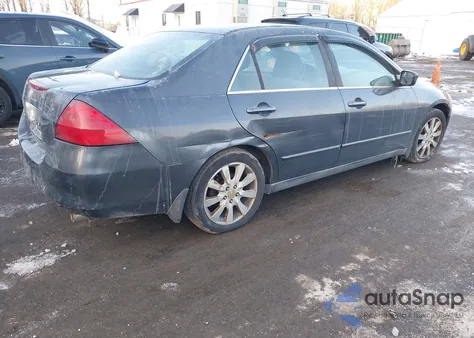 2006 Honda Accord 3.0 Lx z USA, uszkodzony, nr VIN 1HGCM66386A054060